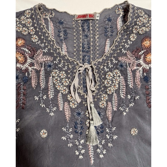 Johnny Was Santorini Embroidered Cloudburst Gray Boho Blouse Womens Size Small - Picture 2 of 6